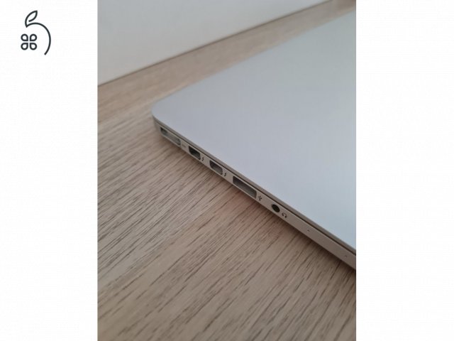MacBook Pro 13” Retina (2014, i5, 8GB RAM, 125GB SSD)