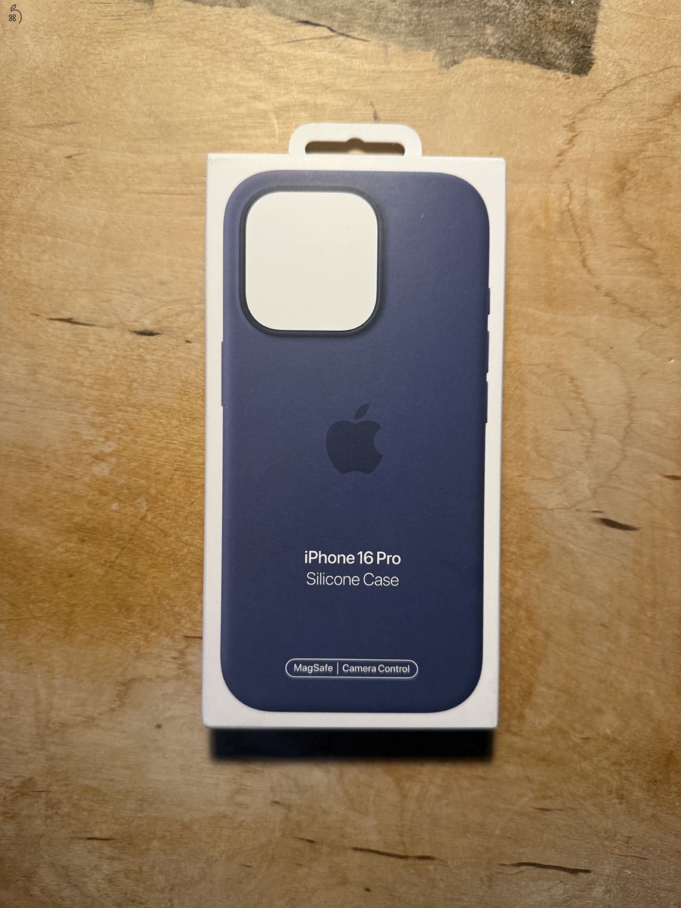 iPhone 16 Pro Silicone Case (denim)