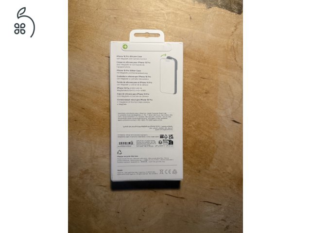 iPhone 16 Pro Silicone Case (denim)