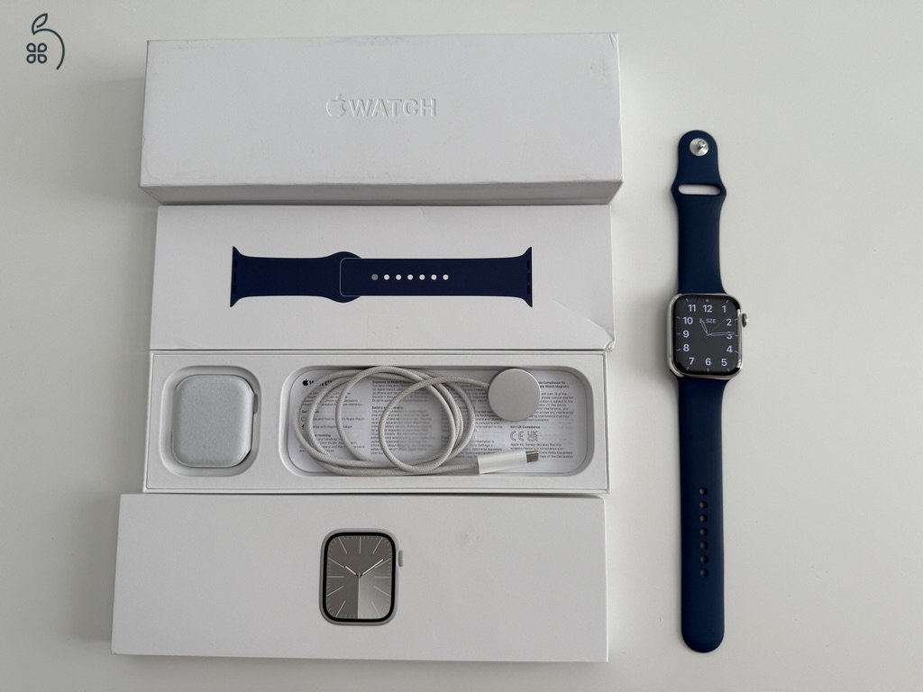Apple Watch Series 9, 45 mm – ezüst rozsdamentes acél, garanciás, GPS+LTE változat