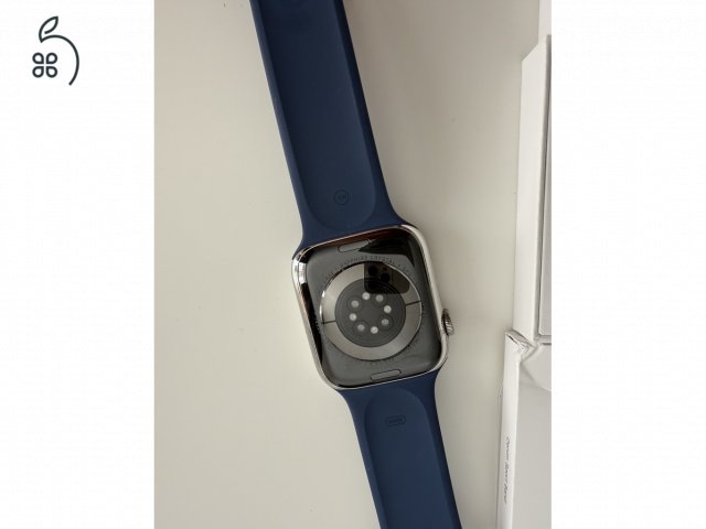 Apple Watch Series 9, 45 mm – ezüst rozsdamentes acél, garanciás, GPS+LTE változat