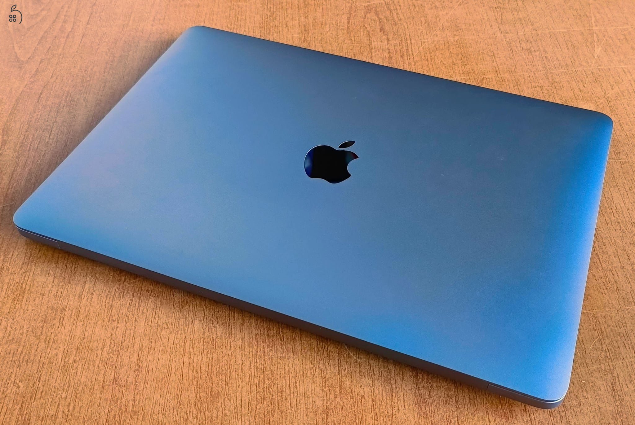 Macbook Air M1 8GB (100%-os gyári akkumulátorral) eladó + 2025.09.07-ig ajándék Xiaomi Smart Kettle Pro ajándék