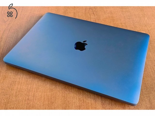 Macbook Air M1 8GB (100%-os gyári akkumulátorral) eladó + 2025.09.07-ig ajándék Xiaomi Smart Kettle Pro ajándék