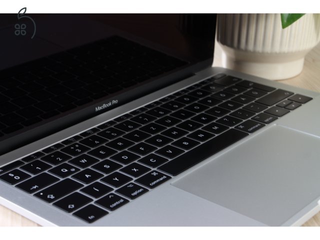 Apple Macbook Pro 13
