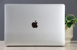 Apple Macbook Pro 13