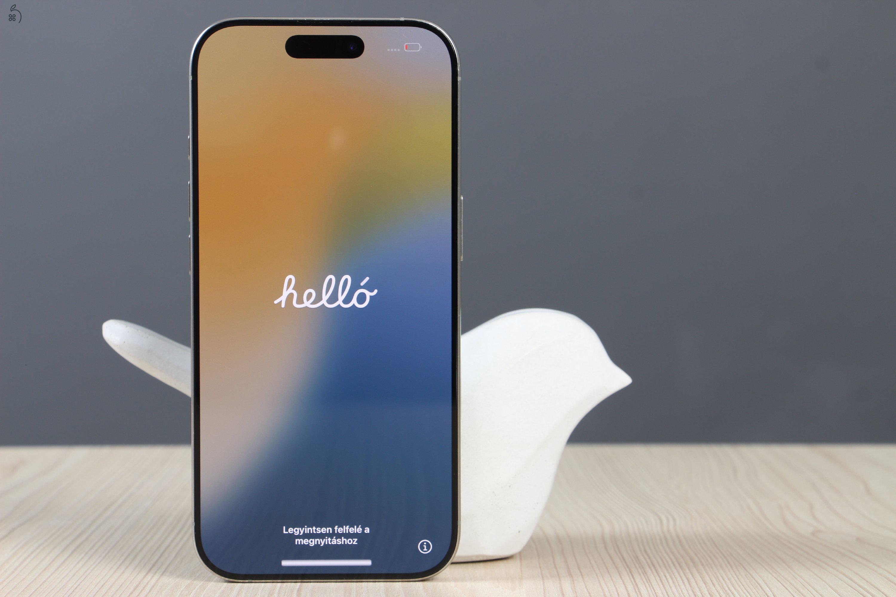 Apple iPhone 16 Pro 128GB Natural Titanium C+ US-7107