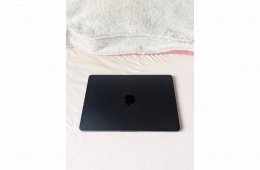 MacBook Air M2 mint az új, minden tartozékával