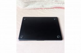 MacBook Air M2 mint az új, minden tartozékával