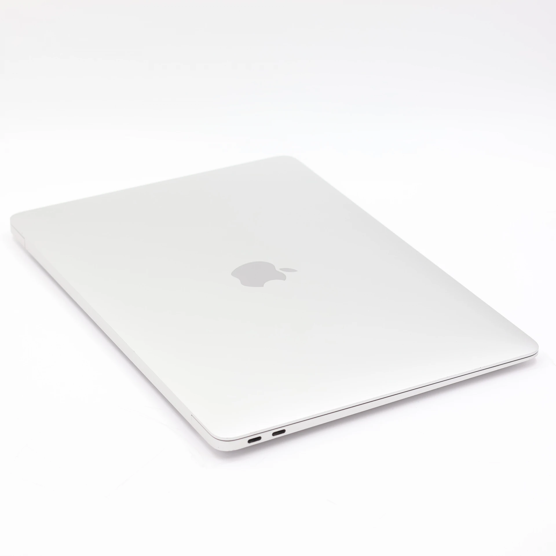 1 év garanciával! Felújított Apple Macbook AIR i5 2020 256 GB Silver
