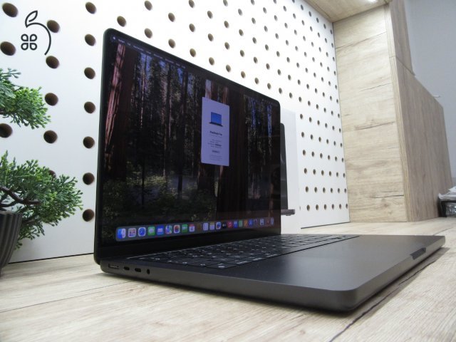 Apple MacBook Pro 14” M4 Pro – Pörgős Pro teljesítmény, XDR látvány – 24 GB RAM / 512 GB SSD – Használt, karcmentes – Gyári garancia 2025.12.21-ig