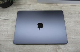 Apple MacBook Pro 14” M4 Pro – Pörgős Pro teljesítmény, XDR látvány – 24 GB RAM / 512 GB SSD – Használt, karcmentes – Gyári garancia 2025.12.21-ig