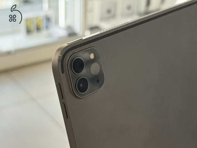 iPad Pro M1 12.9