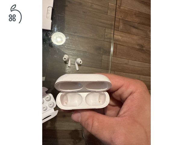 Apple airpods pro  2 generation