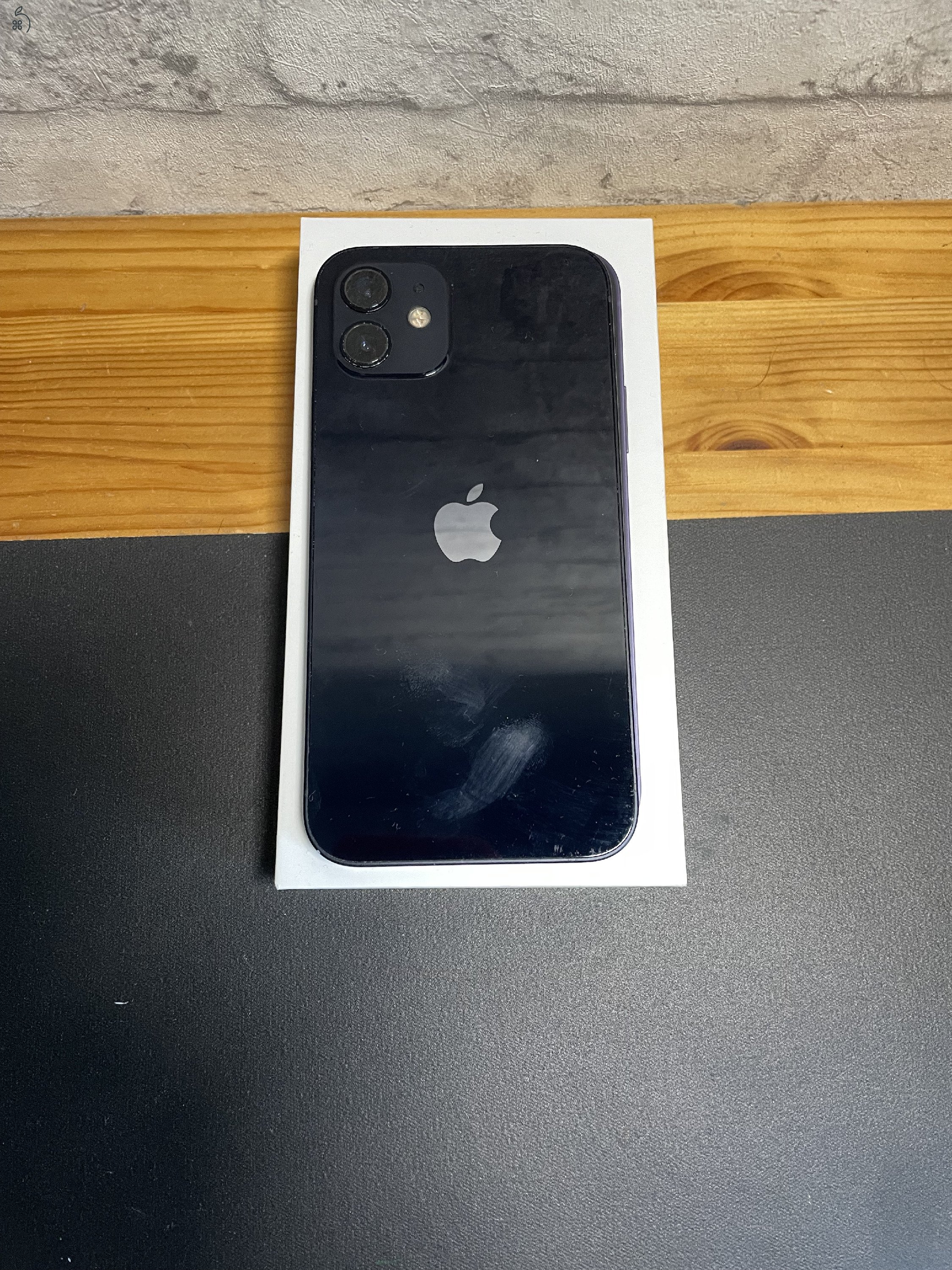 Apple Iphone 12 használt