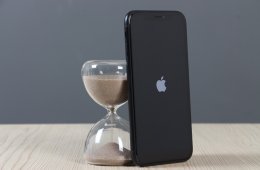 Apple iPhone Xr 64GB Black B US-7077