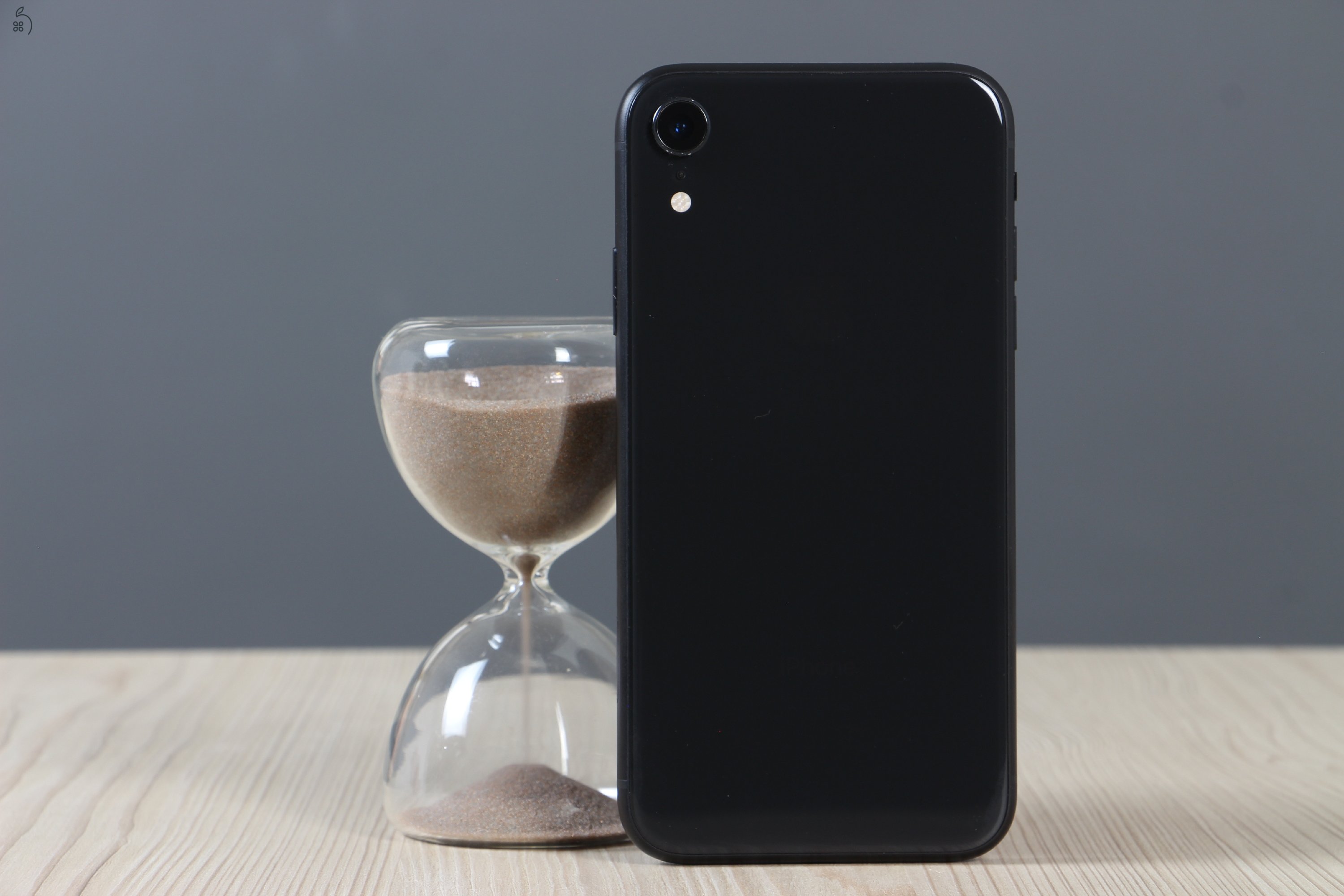 Apple iPhone Xr 64GB Black B US-7077