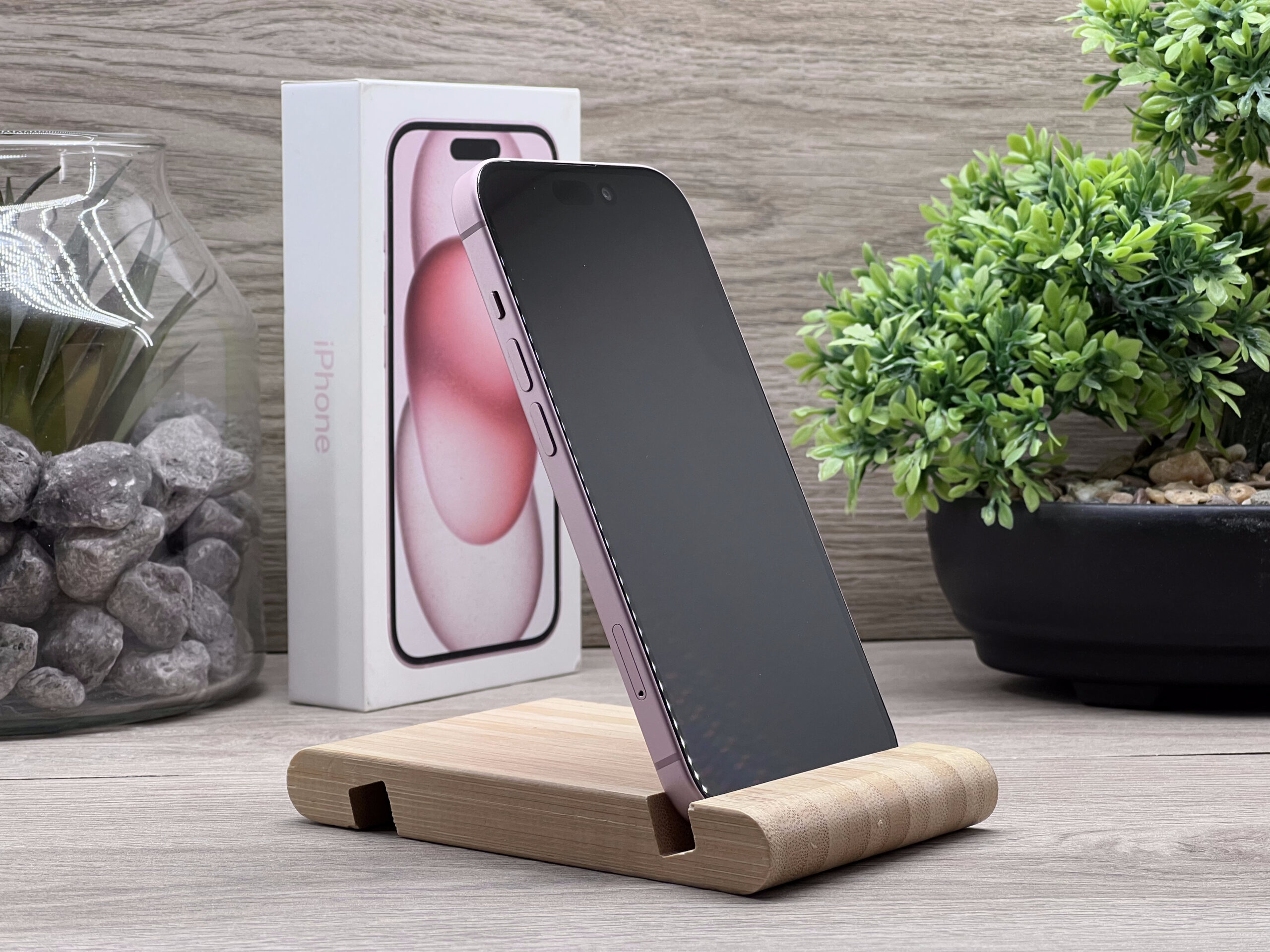 Hibátlan iPhone 15 Pink 128GB 2 ÉV Garanciával Számlával 93% Aksi
