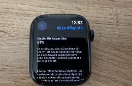Apple Watch Series 8 GPS 45mm Éjfekete alumínium éjfekete sportszíjjal