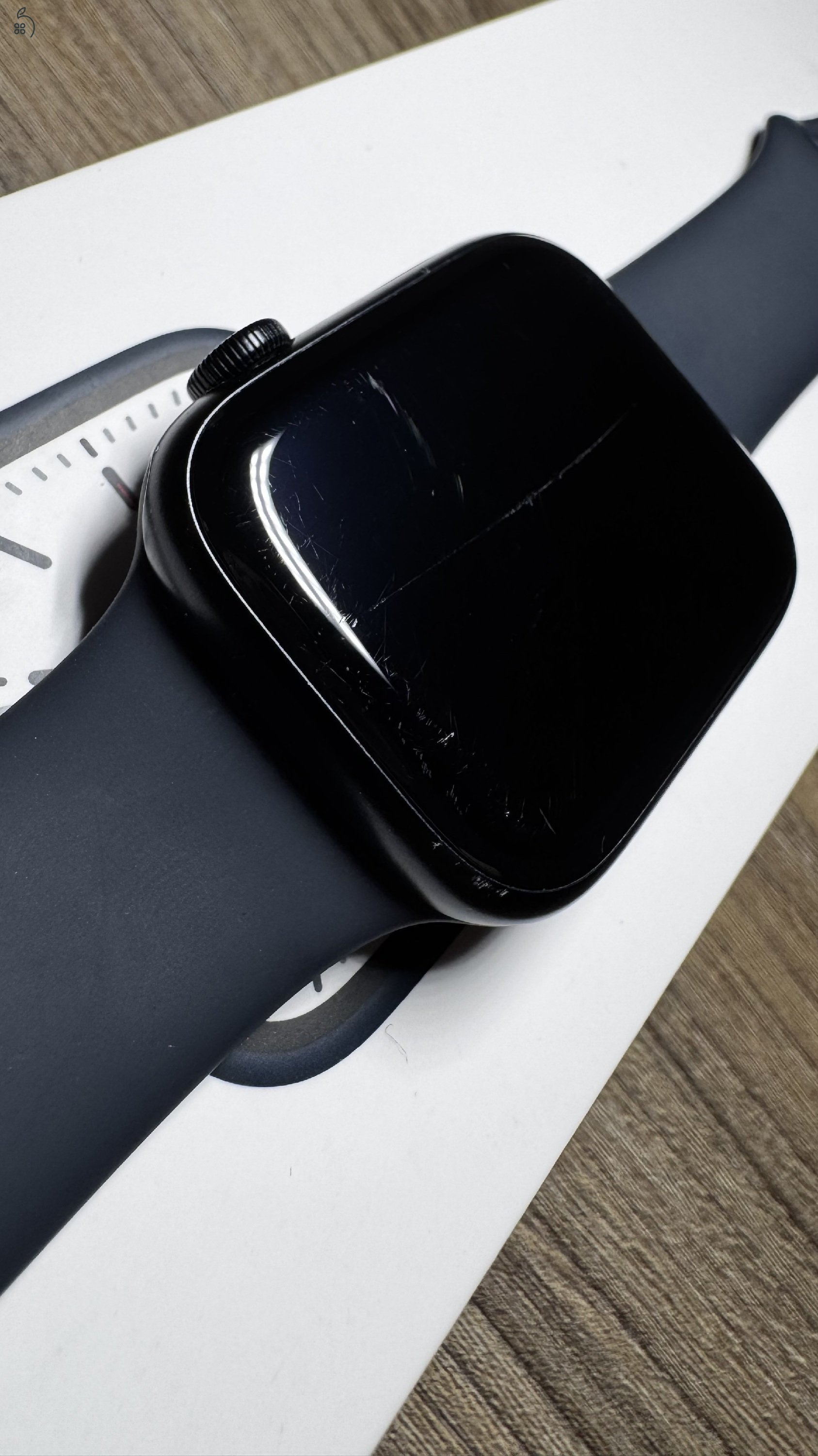 Eladó Midnight Apple Watch Series 7 GPS + Cellular 45mm 