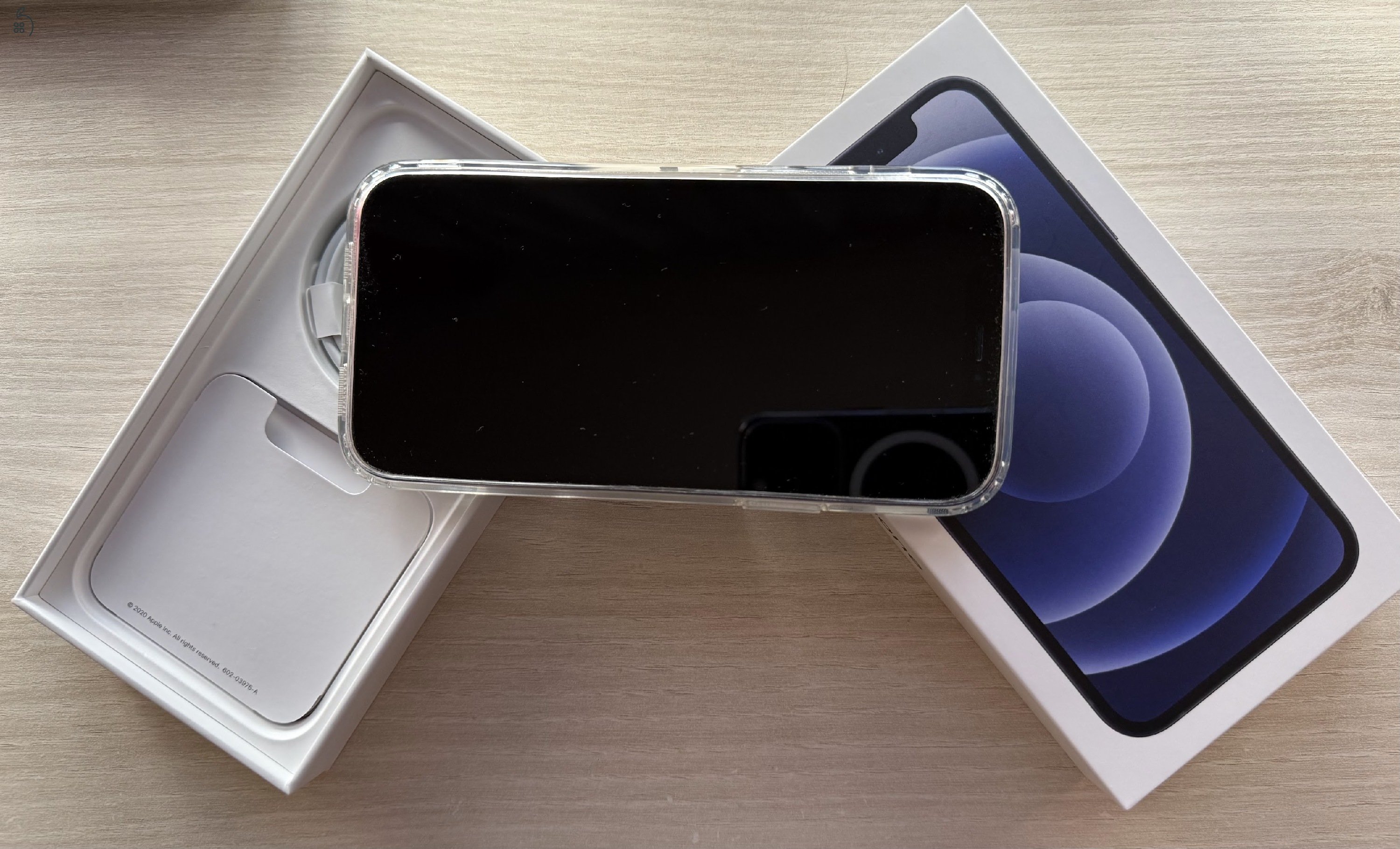 Iphone 12 (fekete) 128GB.