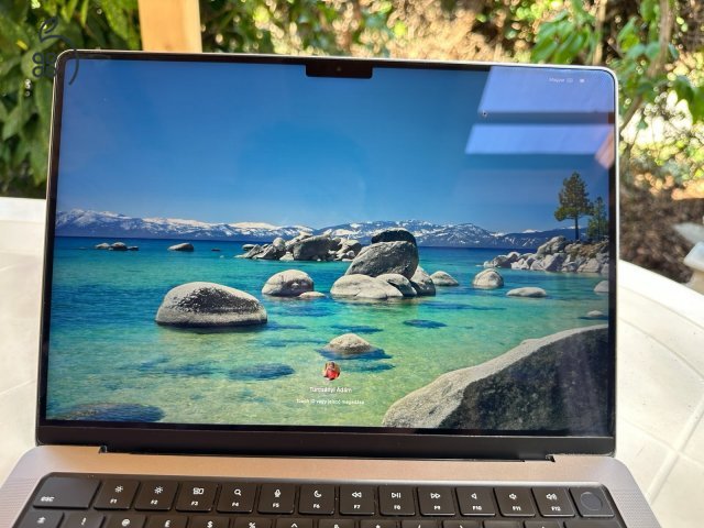 MacBook Pro 14' M1 Pro 10/16 mag, 16GB RAM, 1TB SSD (CTO)