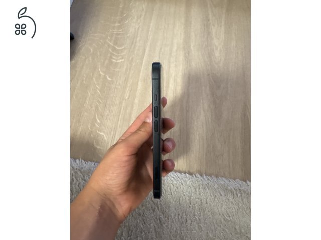 Eladó Iphone 15