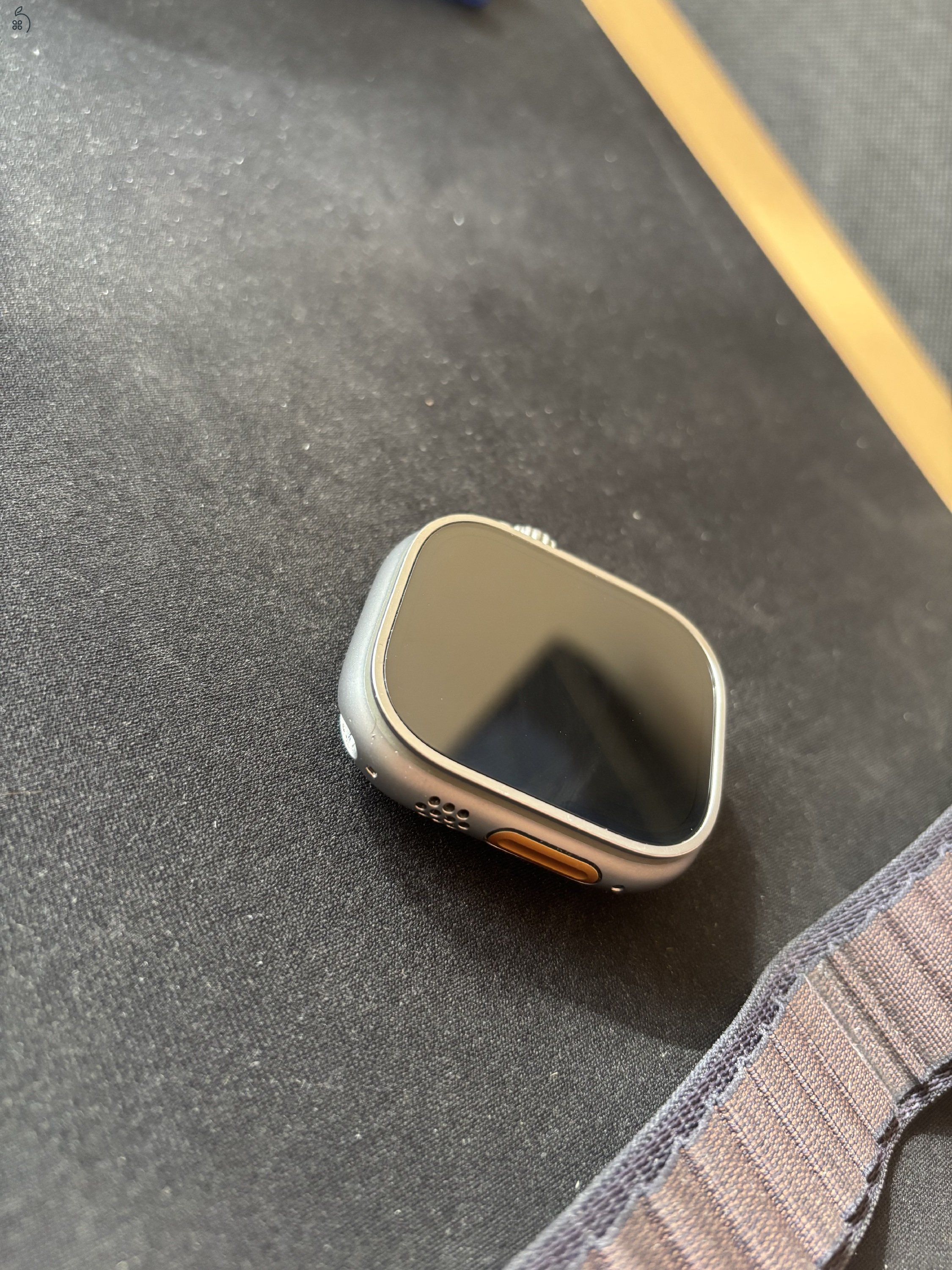 Apple Watch Ultra 2 - használt - jó állapotban
