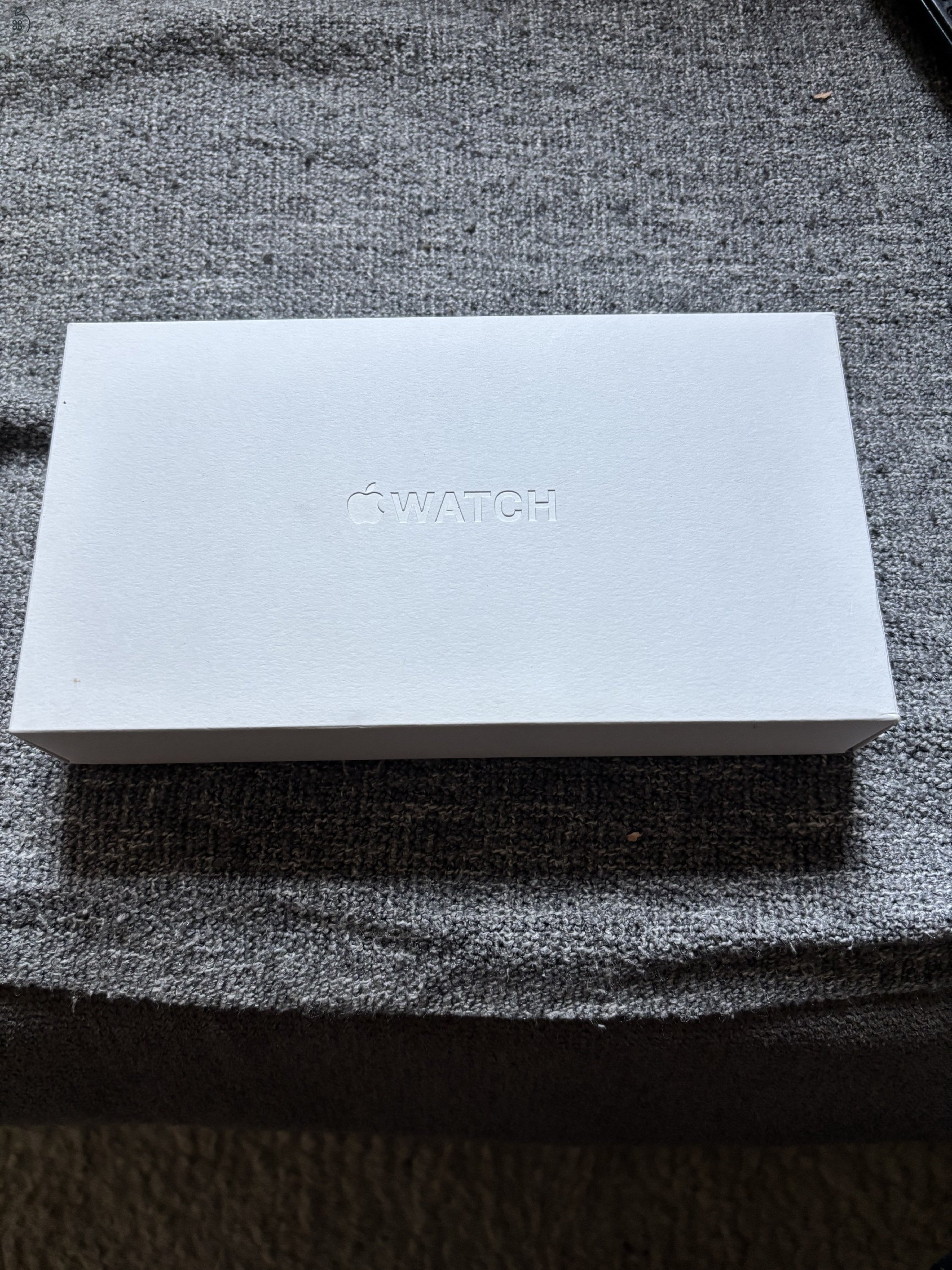 Apple Watch Ultra 2 - jó állapotban - 1 éves