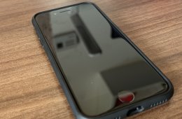 iPhone SE 2020 64GB fekete