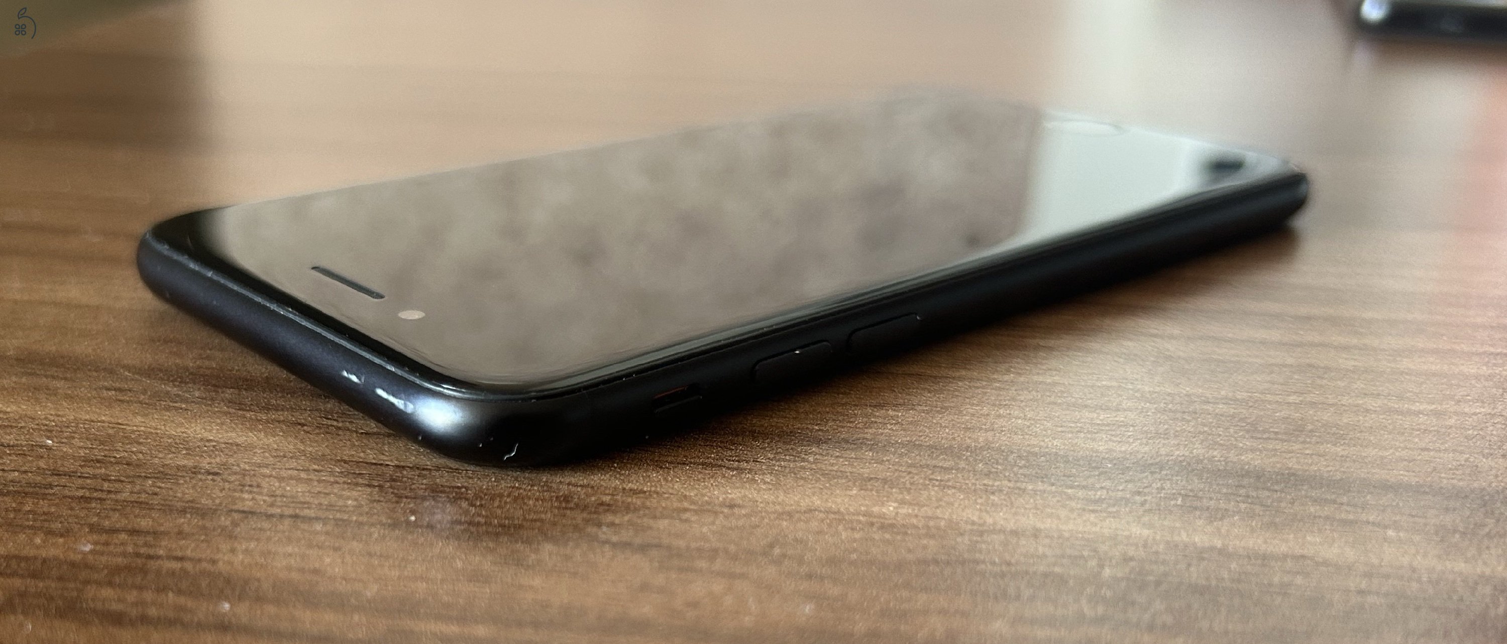 iPhone SE 2020 64GB fekete