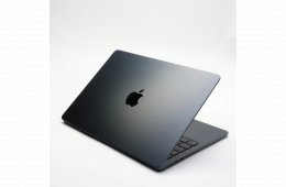 !! 1 ÉV GARANCIA !! Apple MacBook Air 13″ 2022 M2 512 GB SSD 8 GB RAM Midnight 100% EU Bill