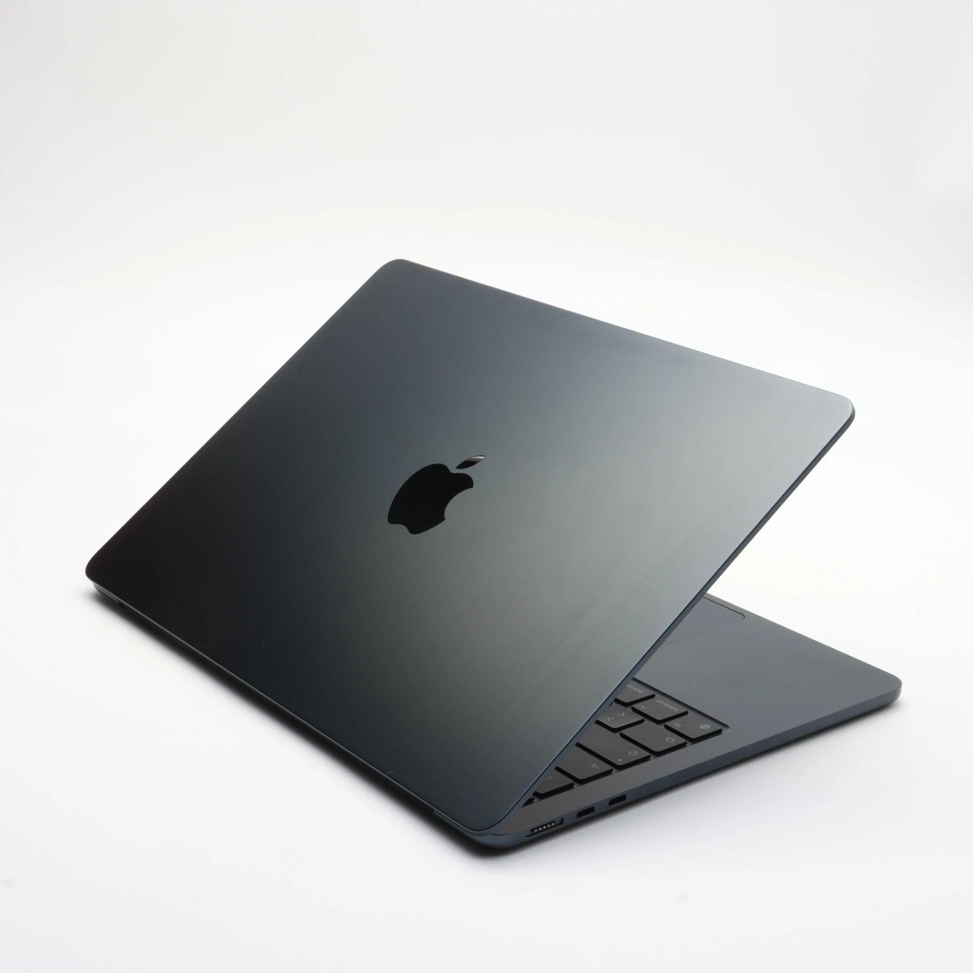 !! 1 ÉV GARANCIA !! Apple MacBook Air M3 2024 13″ 256 GB 16 GB RAM Midnight 98% EU Bill