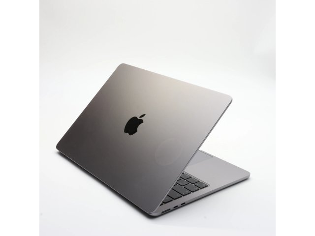 !! 1 ÉV GARANCIA !! Apple MacBook Air M3 2024 13″ 256 GB 8 GB RAM Space Gray 99% EU Bill