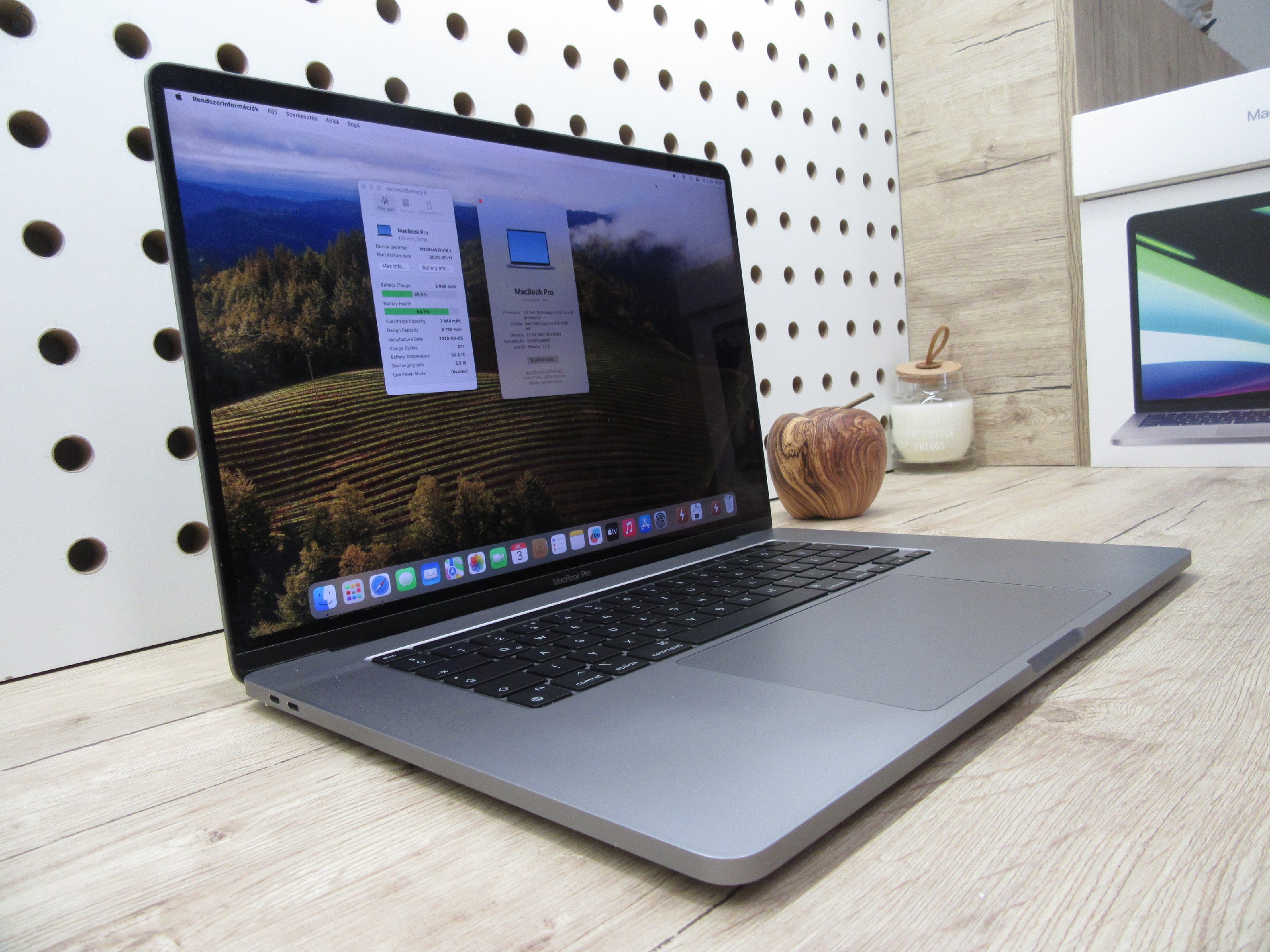 Apple MacBook Pro 16” Touch Bar – Újszerű i9 erőgép, 32 GB RAM / 500 GB SSD – Használt, karcmentes – 3 hónap garanciával