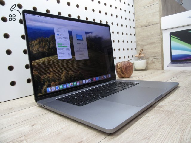 Apple MacBook Pro 16” Touch Bar – Újszerű i9 erőgép, 32 GB RAM / 500 GB SSD – Használt, karcmentes – 3 hónap garanciával
