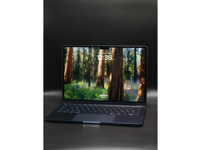 Apple MacBook Air 13″ 2022 M2 512 GB Midnight 100% akku - 12 HÓ GARANCIA