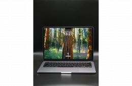 Apple MacBook Air M3 2024 13