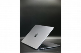 Apple MacBook Air M2 2023 15