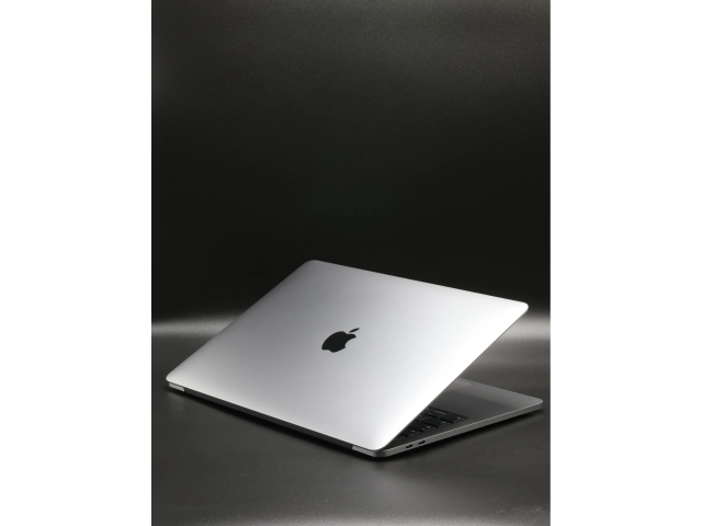 Apple MacBook Pro 13″ Touch Bar 2020 i5 256 GB Space Gray akku - 12 HÓ GARANCIA