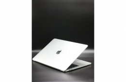 Apple MacBook Pro 13″ Touch Bar 2020 i5 512 GB Silver akku - 12 HÓ GARANCIA
