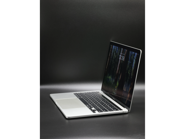Apple MacBook Pro 13″ Touch Bar 2020 i5 512 GB Silver akku - 12 HÓ GARANCIA
