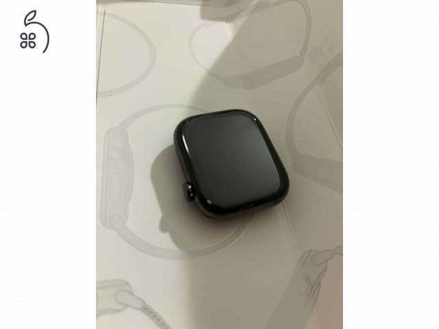 Apple Watch Series 10 (GPS + Cellular) – 46 mm titán tok