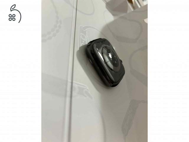 Apple Watch Series 10 (GPS + Cellular) – 46 mm titán tok