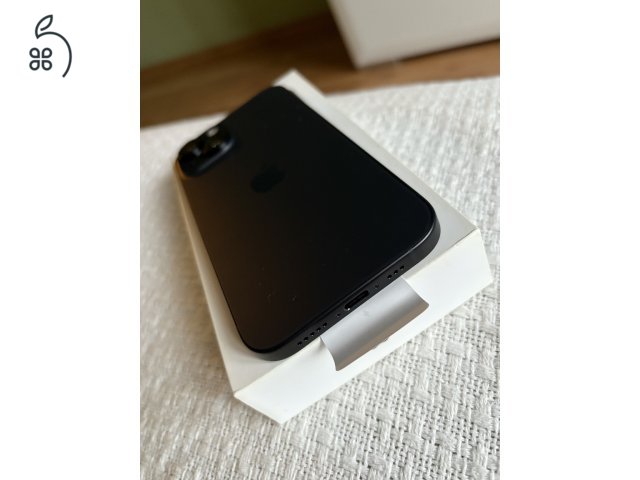 Kítűnő állapotban Iphone 15 256 GB