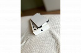 Kítűnő állapotban Iphone 15 256 GB