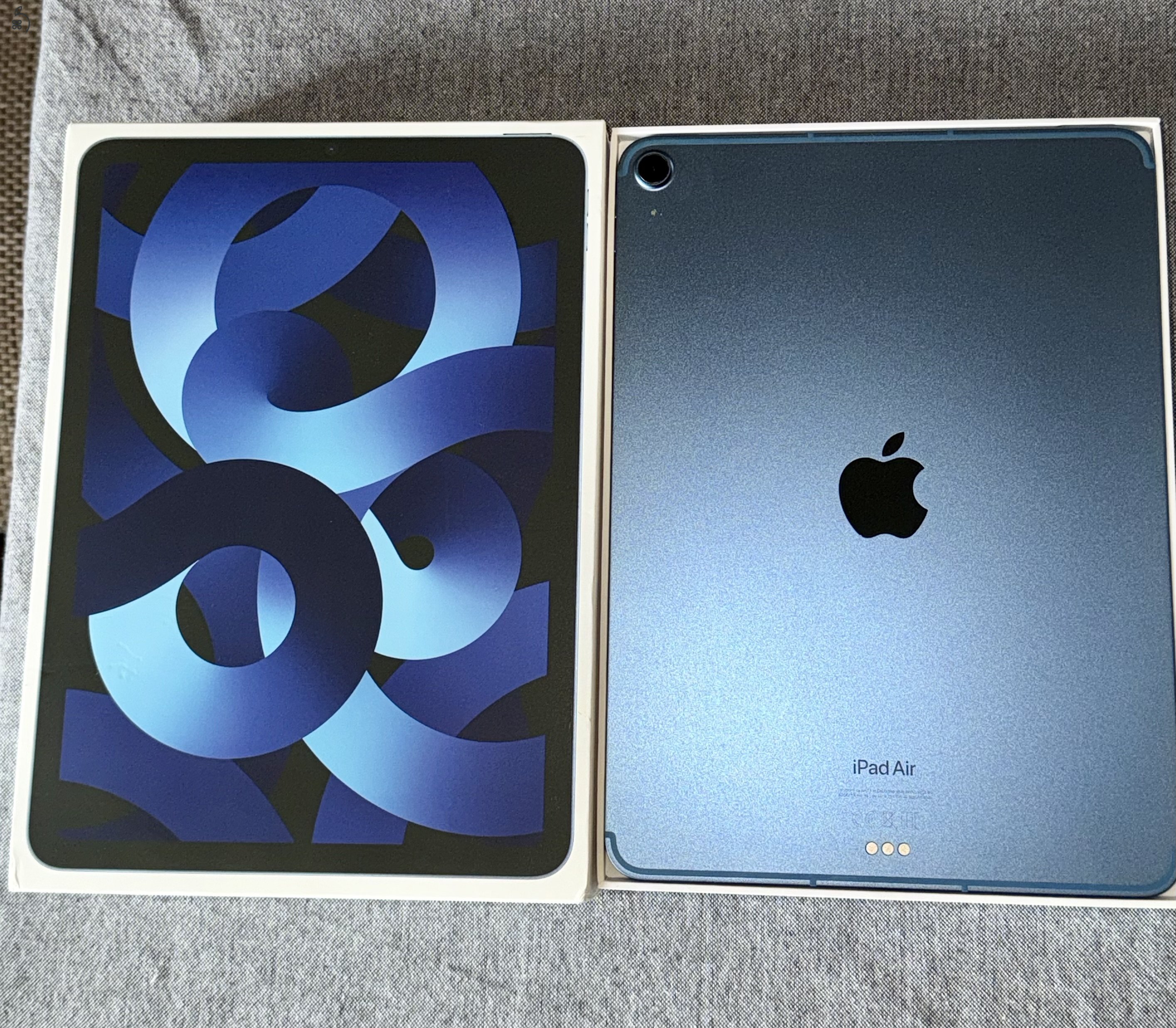 Újszerű Apple iPad Air 5. gen 64 GB Wifi+Cellular / Apple Pencil