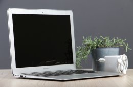 Apple Macbook Air 13