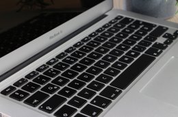 Apple Macbook Air 13