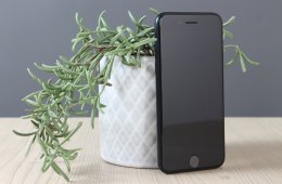 Apple iPhone SE 2022 128GB Black A US-7125