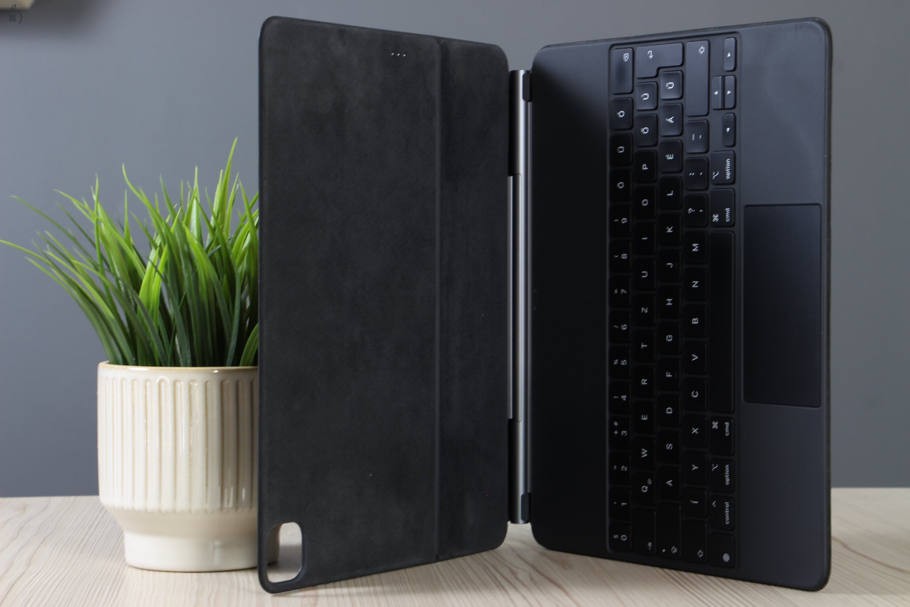 Apple Magic Keyboard for iPad Pro 12.9